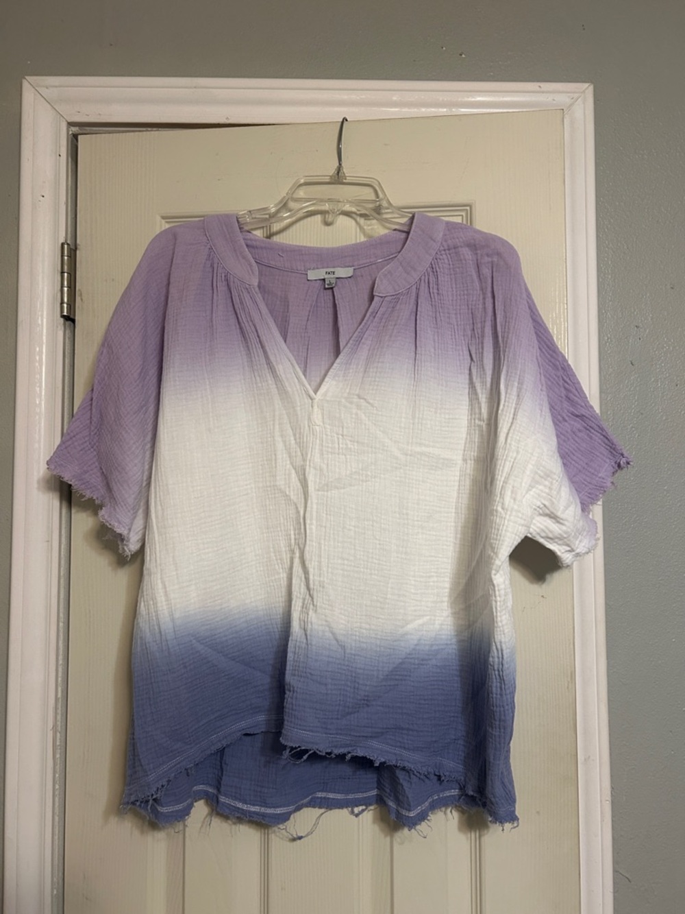 💸30%off2🛒 Fate purple ombré oversized top raw edge